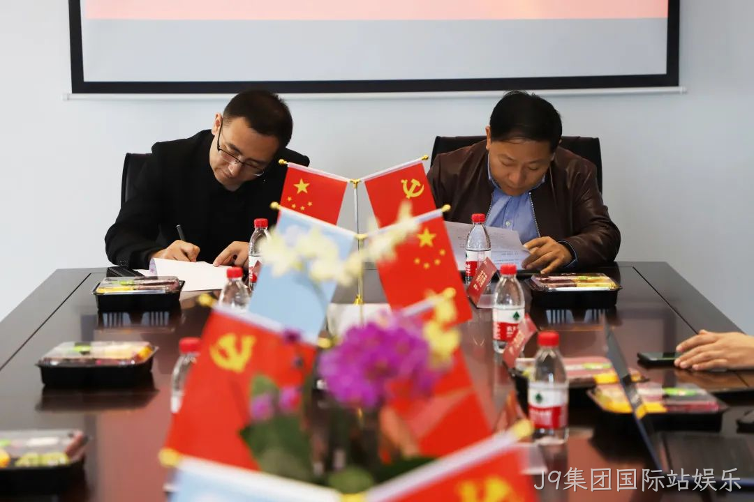 新闻报道 | 热烈欢迎河南省省立医院高丙南院长莅临我司指导并签署战略合作协议！